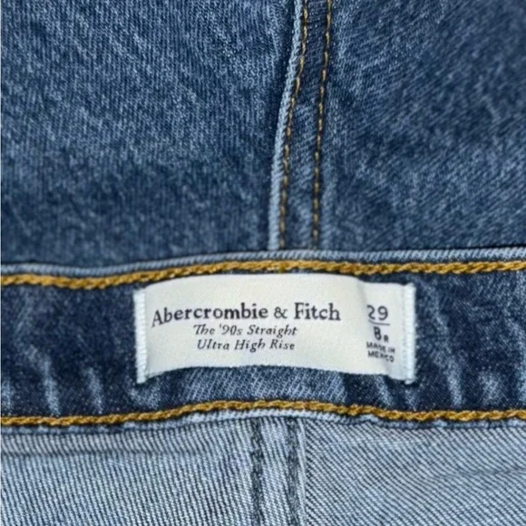 Abercrombie&Fitch The 90’s Straight Ultra High Rise Jean - Dark Wash - Size 29 - Picture 4 of 6